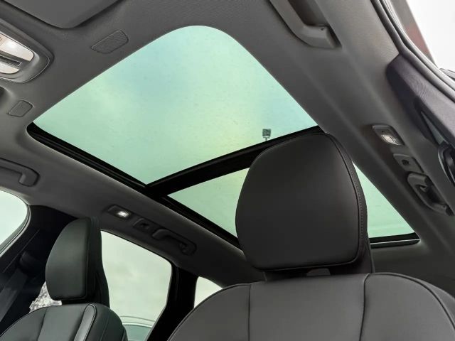 Volvo XC60 AWD Dark Plus