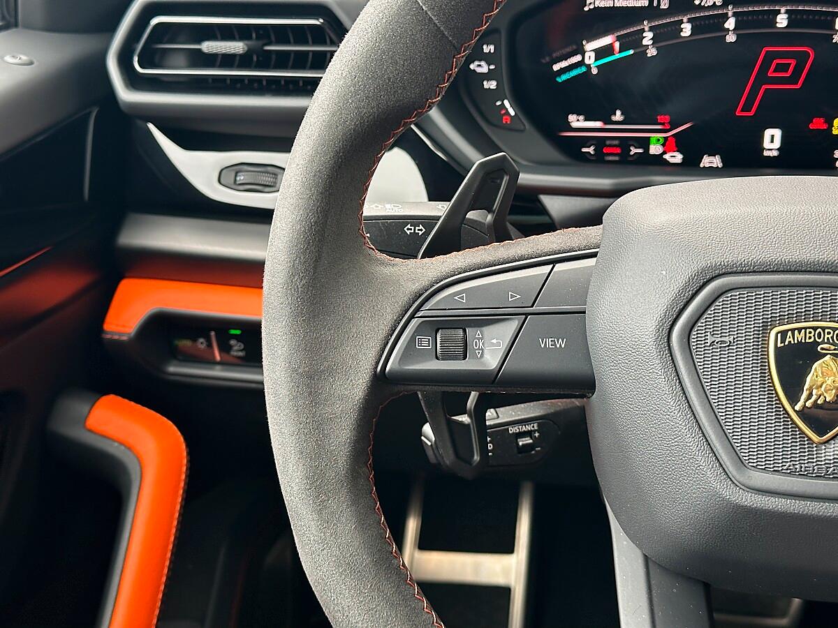 Lamborghini Urus URUS SE