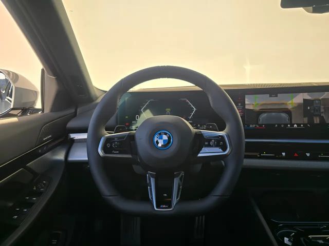 BMW 530 530e M-Sport Touring