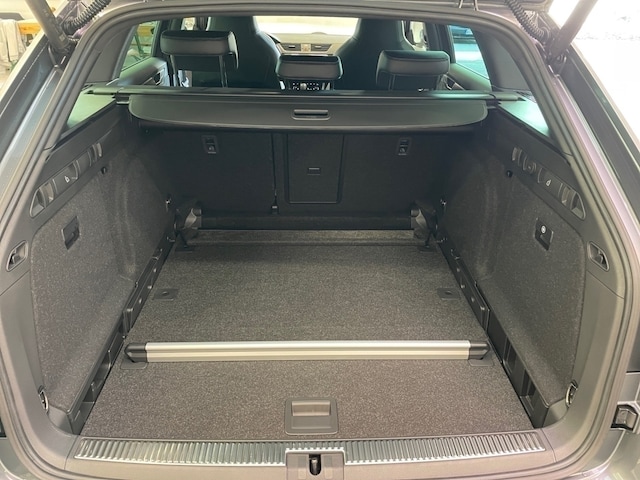 Skoda Superb 2.0 TDI Combi