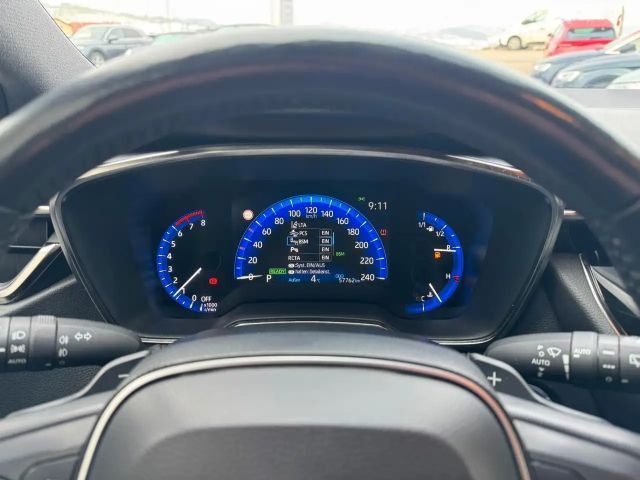 Toyota Corolla Hybride Team D