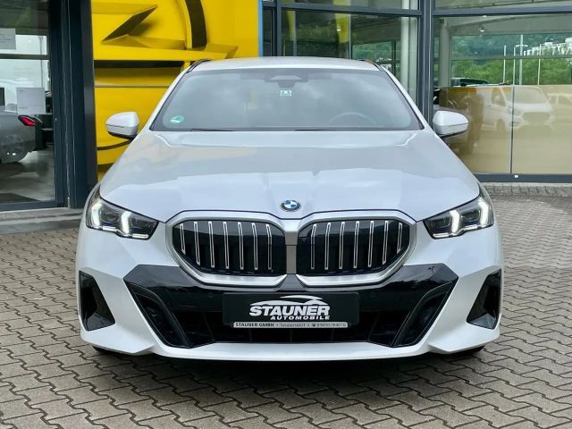 BMW 520 520d M-Sport Touring
