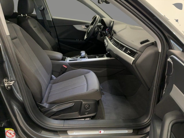 Audi A4 35 TDI Avant S-Line S-Tronic