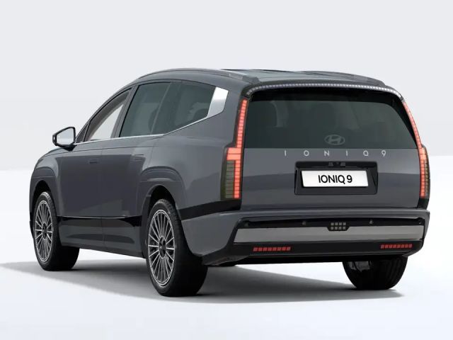 Hyundai IONIQ 9 4WD UNIQ