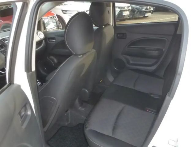 Mitsubishi Space Star CVT Star