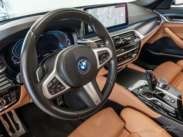 BMW 530 530e M-Sport Sedan xDrive