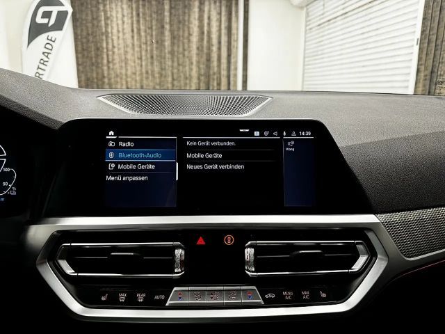 BMW 330 330e M-Sport Touring xDrive