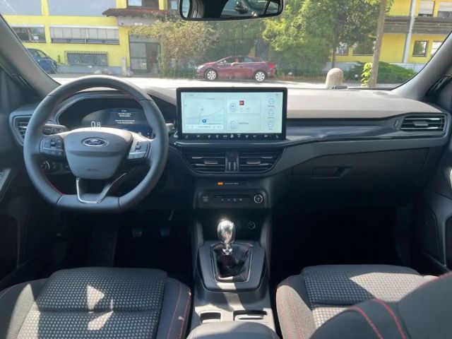 Ford Focus ST Line Wagon