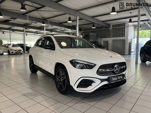 Mercedes-Benz GLA 200 AMG Line