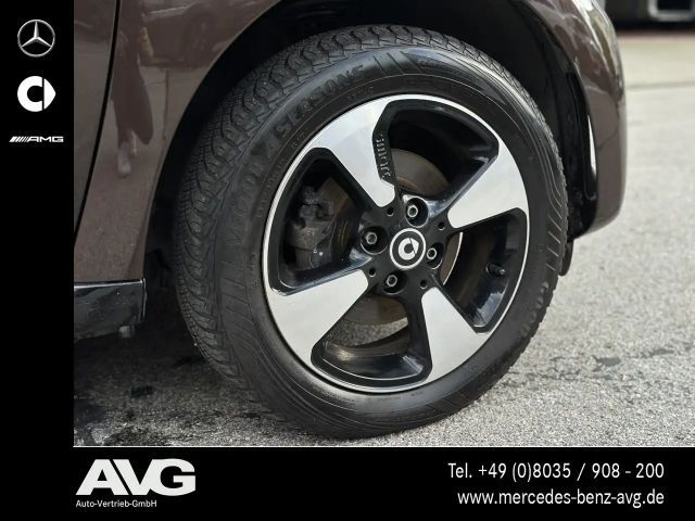 Smart EQ forfour JBL