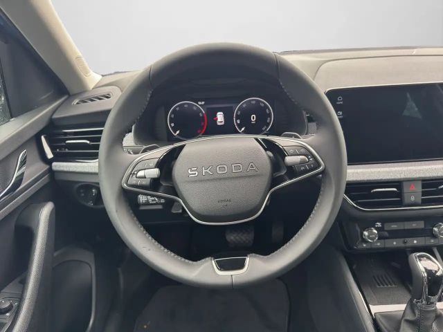 Skoda Kamiq Balance 1,5 TSI 150 PS 7-Gang DSG AHK schw