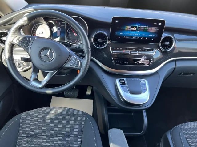 Mercedes-Benz EQV 300