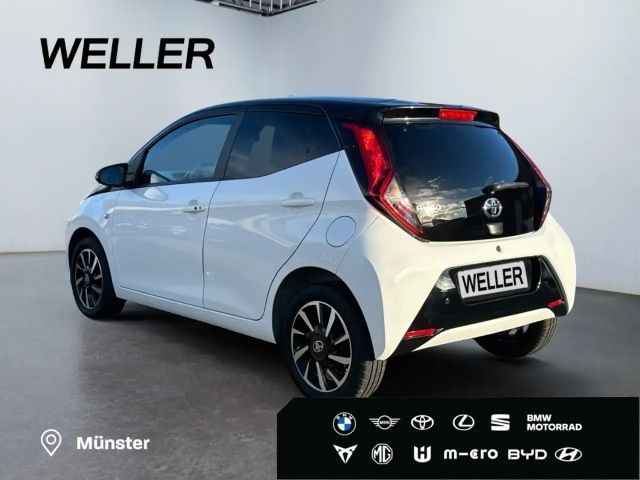 Toyota Aygo Hatchback X-final