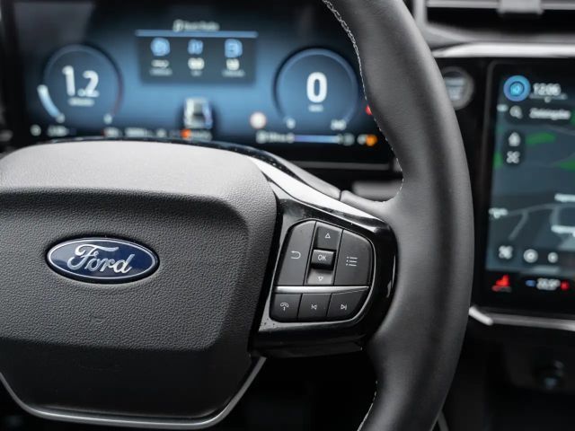 Ford Puma EcoBoost Titanium