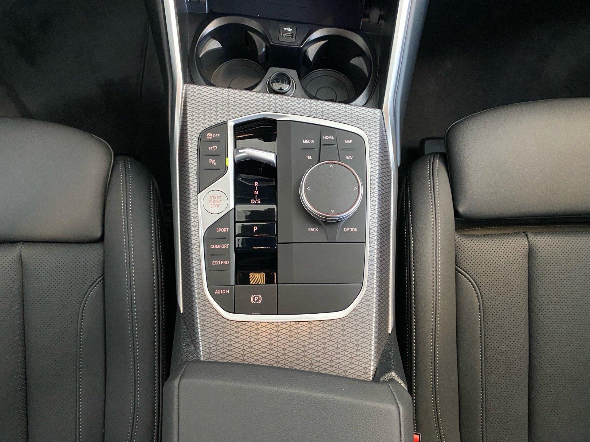 BMW 320 320d Touring xDrive