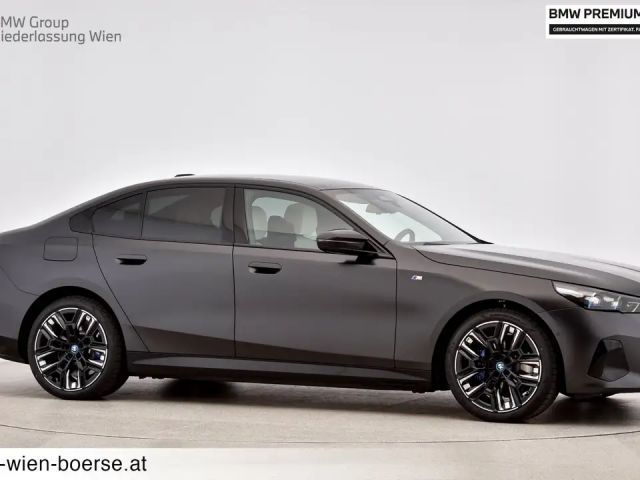 BMW i5 M60 Sedan xDrive