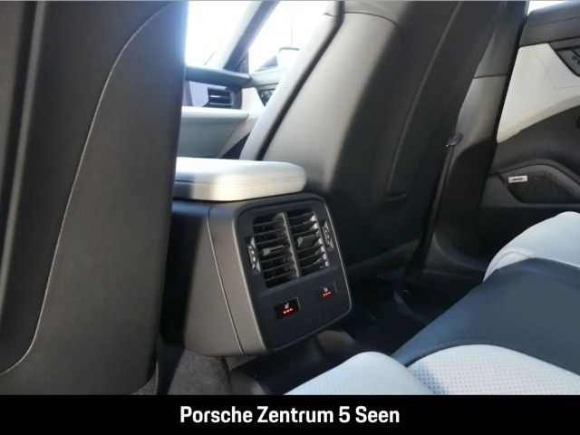 Porsche Taycan 4S Cross Turismo