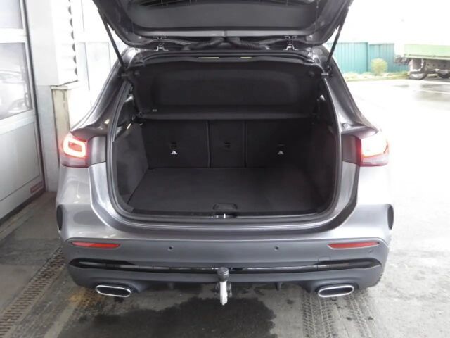 Mercedes-Benz GLA 200 AMG Line