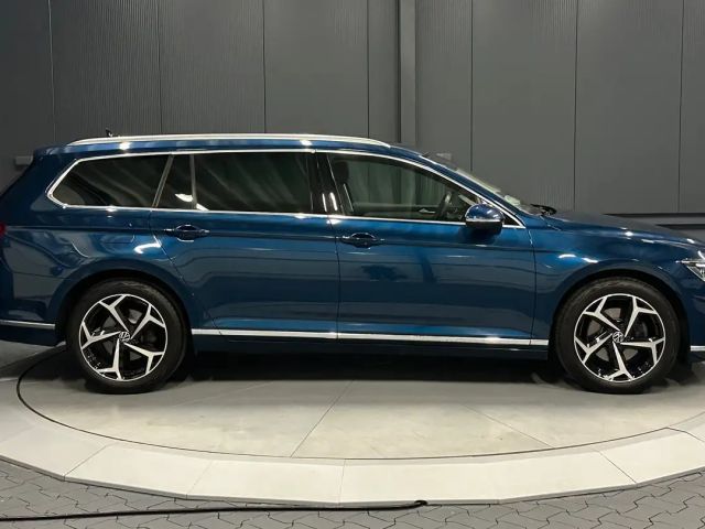 Volkswagen Passat Elegance Elegance Pro Variant