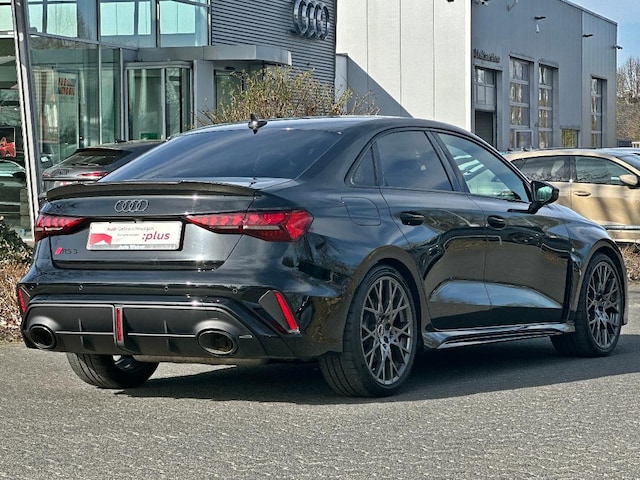 Audi RS3 Quattro S-Tronic Sedan