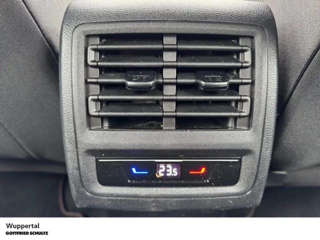 Volkswagen Golf GTI e-Golf