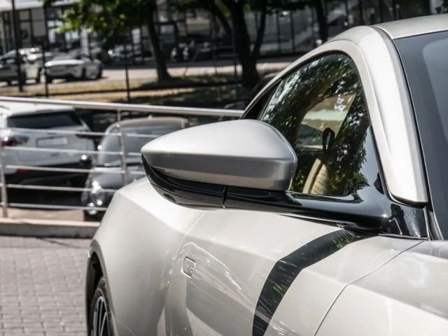 Aston Martin DB11 V8