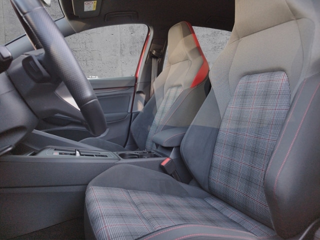 Volkswagen Golf 2.0 TSI DSG Golf VIII