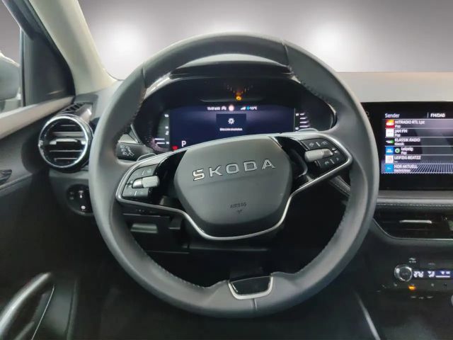 Skoda Fabia 1.5 TSI Tour