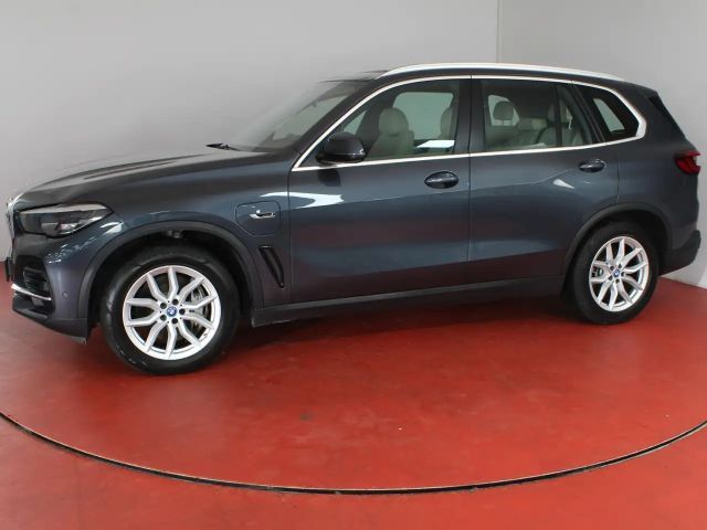 BMW X5 xDrive45e