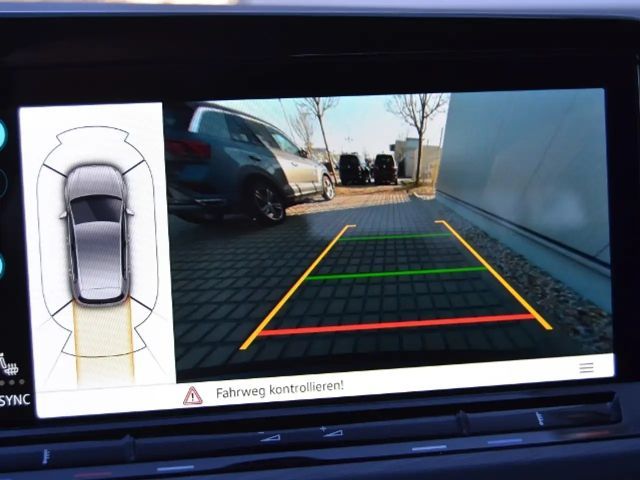 Volkswagen Golf Business Golf VIII Style