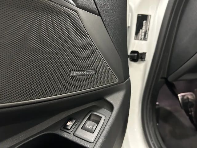 BMW 330 330e M-Sport Touring xDrive