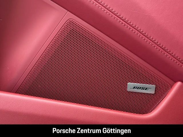 Porsche 992 4 Cabrio Carrera GTS