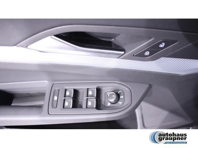 Volkswagen Golf 1.5 eTSI DSG Golf VIII