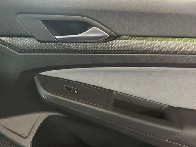 Volkswagen Golf 2.0 TSI 4Motion