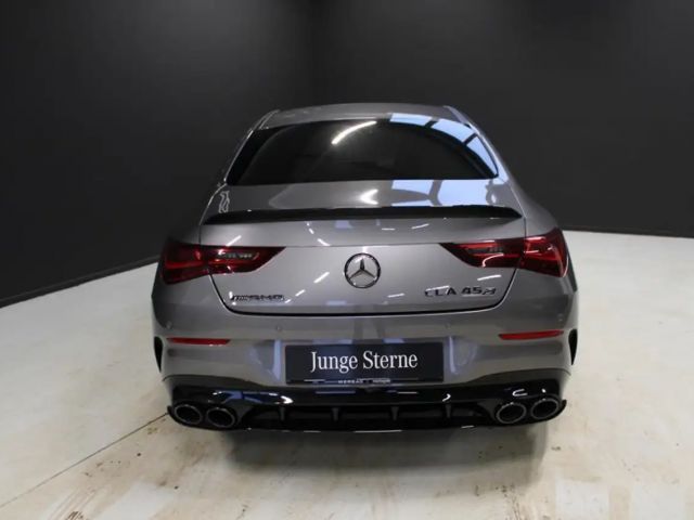 Mercedes-Benz CLA 45 AMG 4MATIC AMG Line Coupé