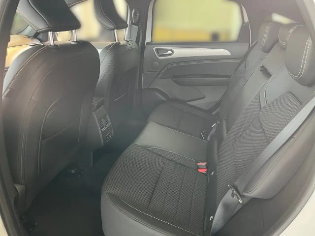 Renault Arkana EDC Hybrid Techno