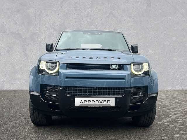 Land Rover Defender 110 Dynamic HSE