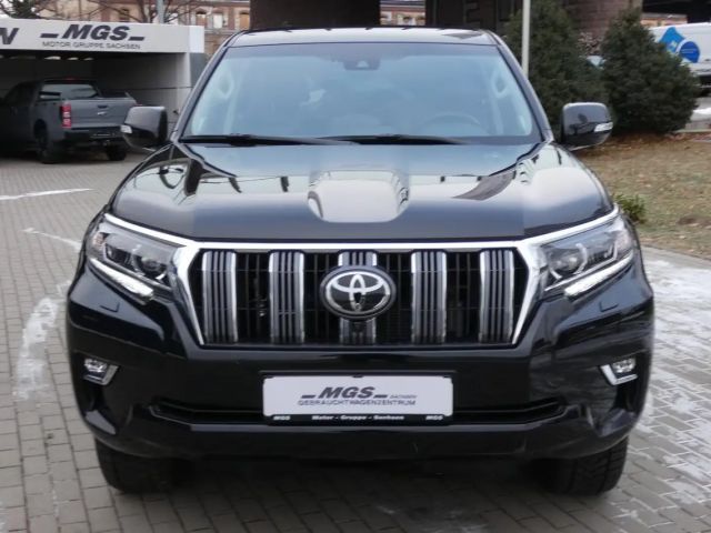 Toyota Land Cruiser 2.8 "Executive" #4WD #AHK #LEDER #JBL #SHZ