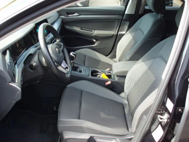 Volkswagen Golf Active 1,5 TSI 6-Gang LED/NAVI//AHK