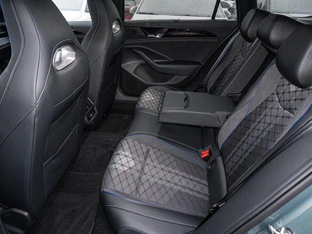 Volkswagen Passat 2.0 TDI 4Motion DSG R-Line