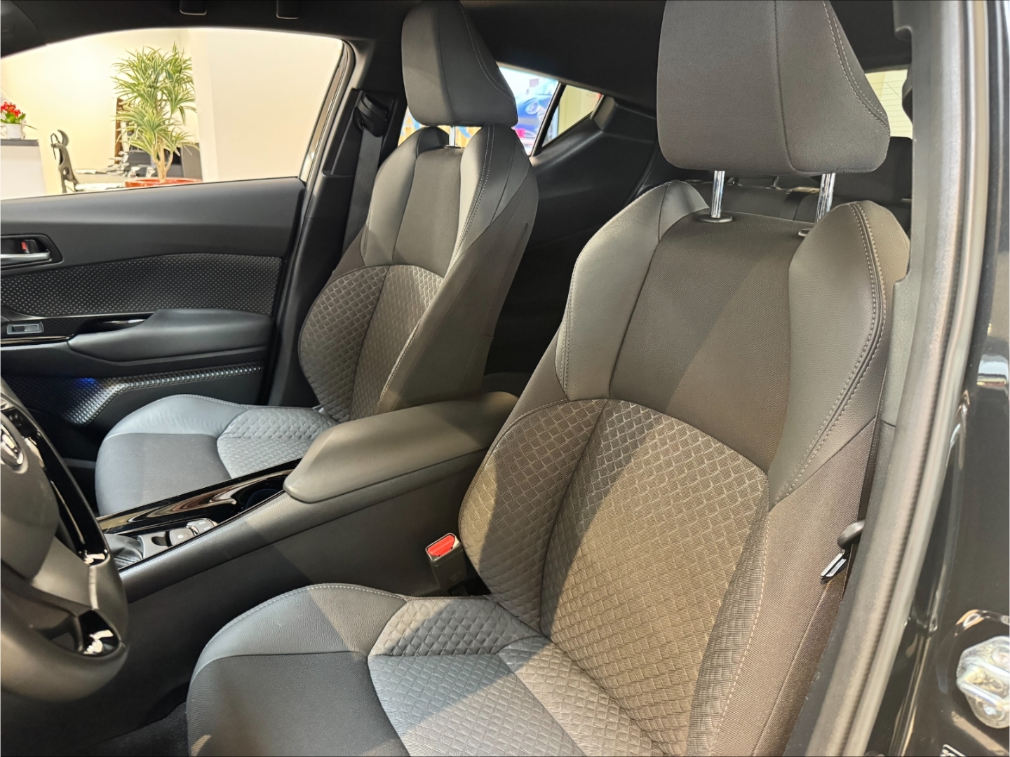 Toyota C-HR 5-deurs Basis