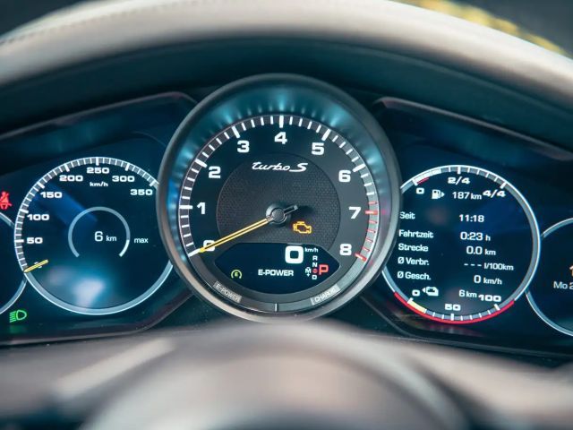 Porsche Panamera E-Hybrid S Turbo