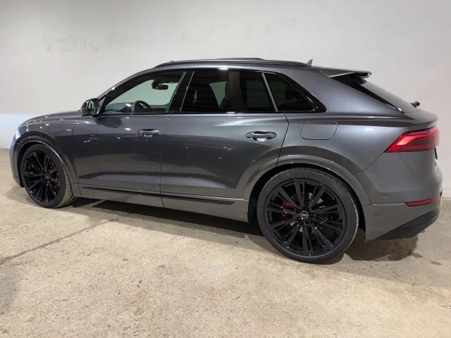 Audi Q8 55 TFSI Hybride Quattro