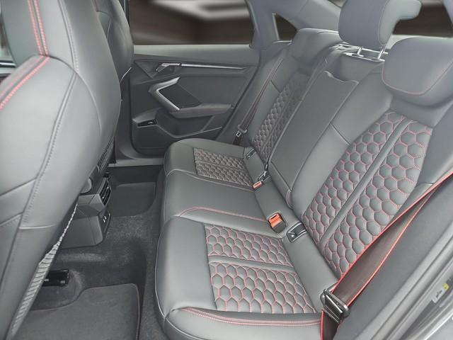 Audi RS3 Quattro S-Tronic Sedan