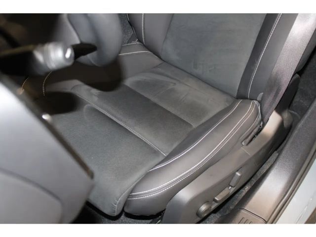 Volvo XC40 Dark Plus Recharge T5