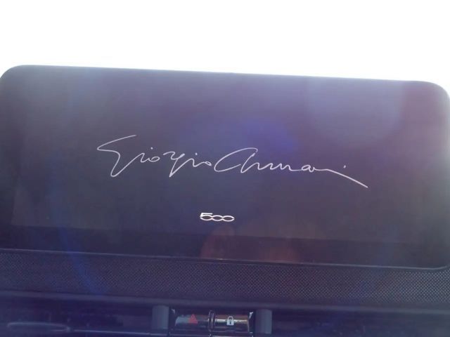 Fiat 500e 500 Elektro Giorgio Armani Collector´s Edition ...