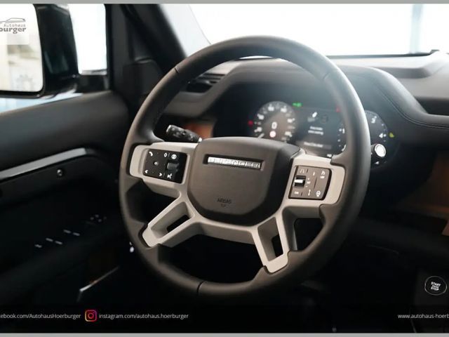 Land Rover Defender 110 AWD D250 Dynamic SE