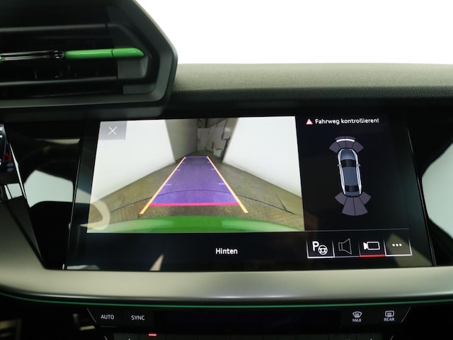 Audi RS3 Quattro S-Tronic Sedan