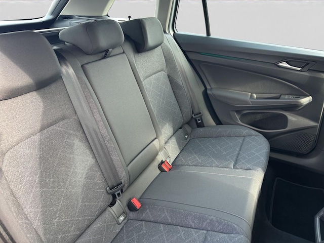 Volkswagen Golf 1.0 TSI Life Variant