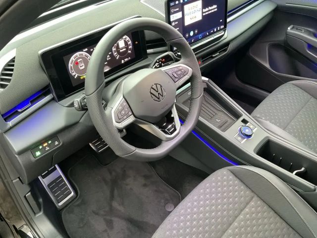 Volkswagen T-Roc 1.5 eTSI DSG R-Line